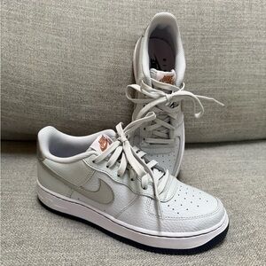 Nike | Air Force 1 GS Pure Platinum Barely Grape/Grey Low-Rise Size 7Y/W8.5